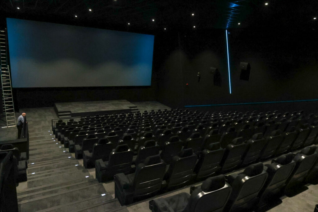 Stopiak Cinema